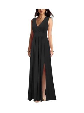 Woosea Sleeveless V-Neck Black Maxi Dress with Front Slit